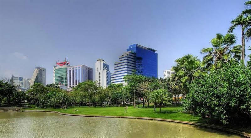 V Residence Serviced Apartment Bangkok Bagian luar foto