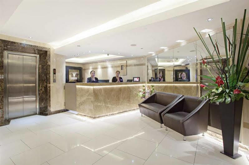 V Residence Serviced Apartment Bangkok Bagian luar foto